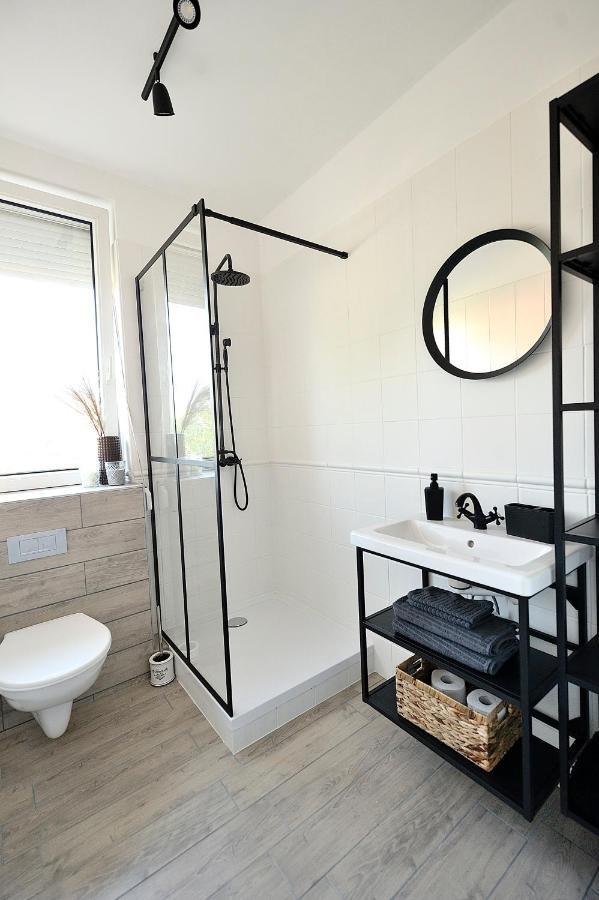 Best Apartman Lelle Balatonlelle Exterior photo