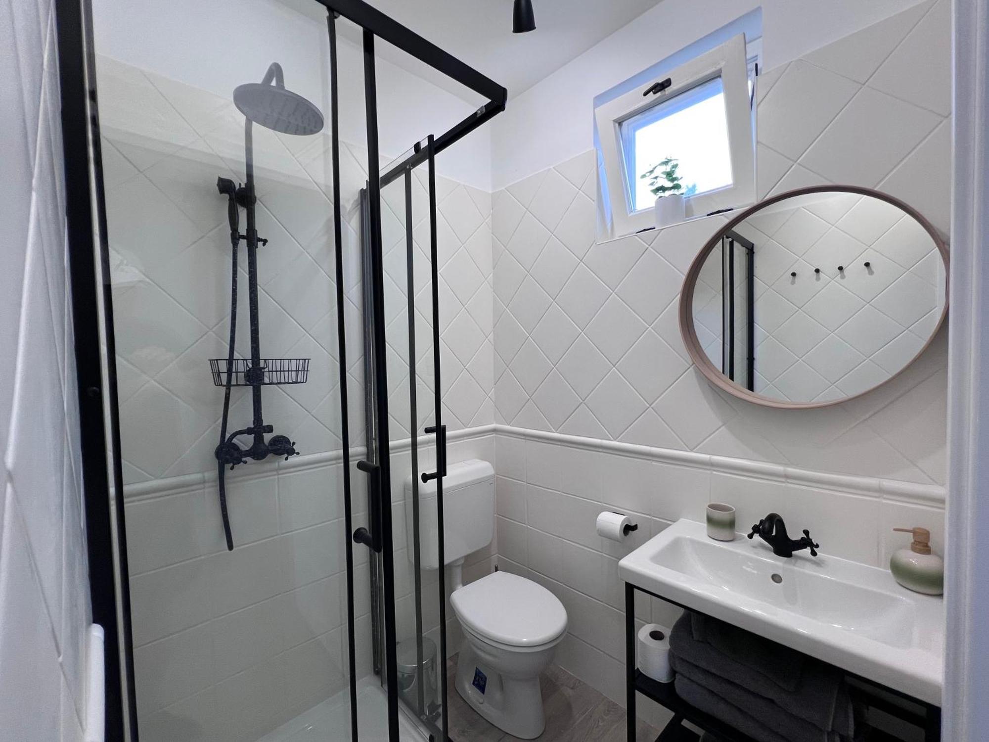 Best Apartman Lelle Balatonlelle Exterior photo